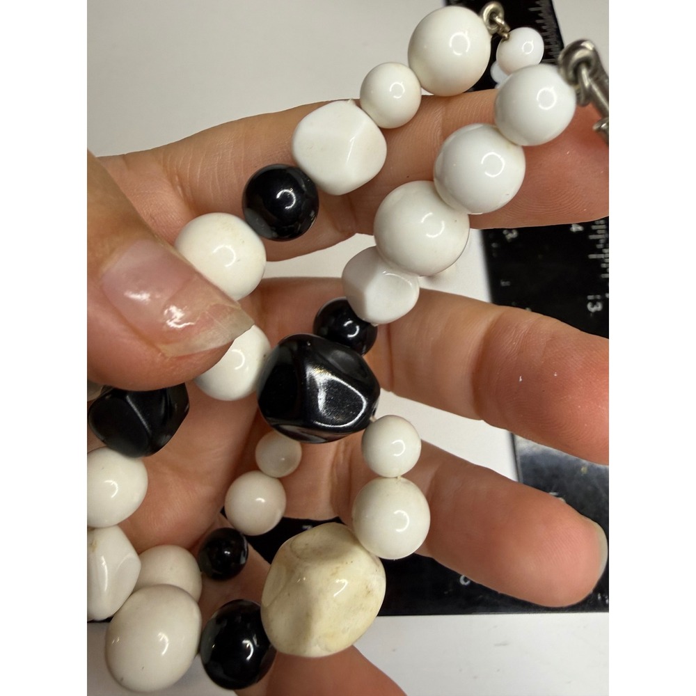 Vintage Black and White Chunky Bead Necklace Adjustable J-Hook Clasp 19 Inch